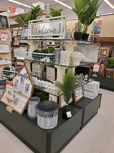Craft Store «Hobby Lobby», reviews and photos, 2406 S Green Bay Rd, Racine, WI 53406, USA