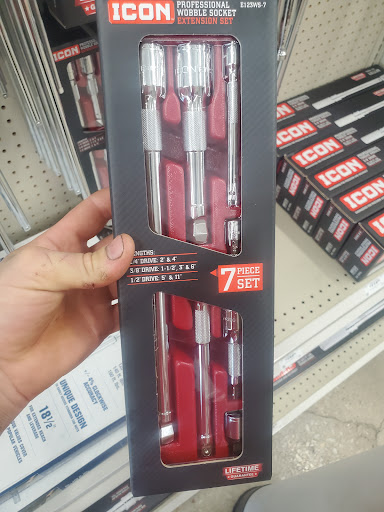 Hardware Store «Harbor Freight Tools», reviews and photos, 1640 75th St, Downers Grove, IL 60516, USA