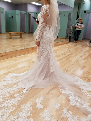 Bridal Shop «USA Bridal», reviews and photos, 900 Conference Dr, Goodlettsville, TN 37072, USA