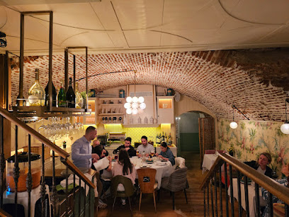 Restaurante Ultramarinos Quintin - C. de Jorge Juan, 17, 28001 Madrid, Spain