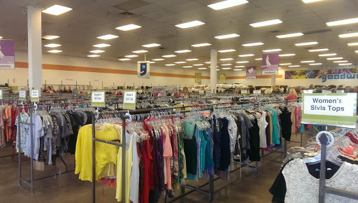 Thrift Store «Pavilions Goodwill Retail Store, Donation Center, and Career Center», reviews and photos, 8959 E Indian Bend Rd, Scottsdale, AZ 85250, USA