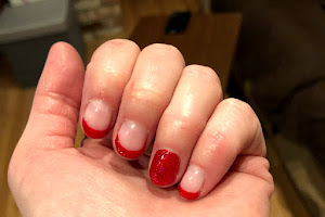 Red Nails Spa