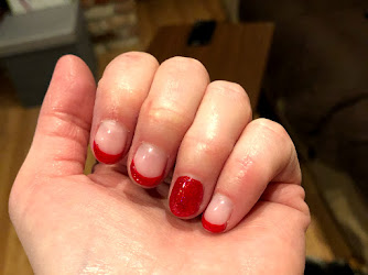 Red Nails Spa