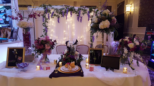 Florist «Foti Flowers At Yuess Gardens», reviews and photos, 406 3rd St, Newburgh, NY 12550, USA