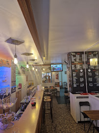 Atmosphère du Café Café Le Pélican à La Garenne-Colombes - n°2