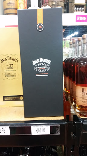 Liquor Store «Old Fort Liquor & Wine», reviews and photos, 144 Cason Ln, Murfreesboro, TN 37128, USA