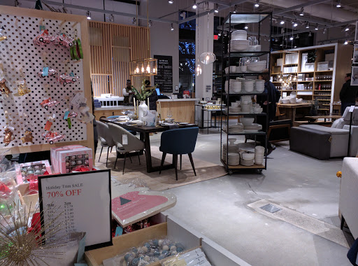 Furniture Store «west elm», reviews and photos, 12848 Queensbury Ln #152, Houston, TX 77024, USA