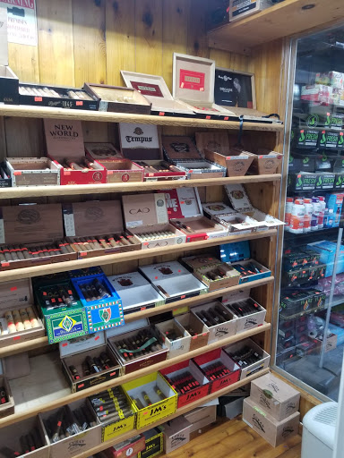 Tobacco Shop «Laguna Cigarette City», reviews and photos, 6624 Laguna Blvd, Elk Grove, CA 95758, USA