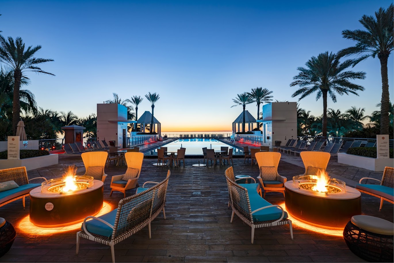 The Hotel Bar - At Diplomat Beach Resort