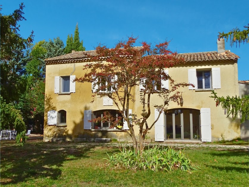 Les Gîtes de Val à Cabannes (Bouches-du-Rhône 13)