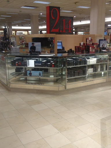 Department Store «Bon-Ton», reviews and photos, 270 Loudon Rd, Concord, NH 03301, USA