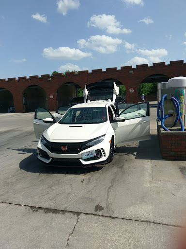 Car Wash «Dr Spotless Car Wash», reviews and photos, 3907 NW Barry Rd, Kansas City, MO 64154, USA