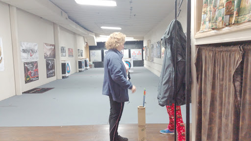 Sporting Goods Store «Cutting Edge Sporting Goods-In», reviews and photos, 206 W Main St, Greensburg, IN 47240, USA