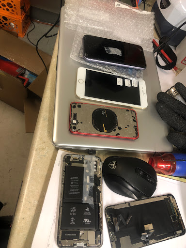 Mobile Phone Repair Shop «iFixandRepair», reviews and photos, 5135 W Alabama St, Houston, TX 77056, USA