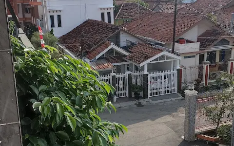 Hotel WIWI PERKASA 1 image