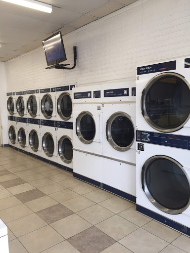 Laundromat «Crystal Dry Cleaners & Laundry», reviews and photos, 7180 W 44th Ave, Wheat Ridge, CO 80033, USA