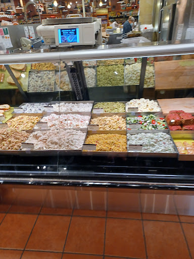 Grocery Store «The Fresh Market», reviews and photos, 2510 Quarry Lake Dr, Baltimore, MD 21209, USA