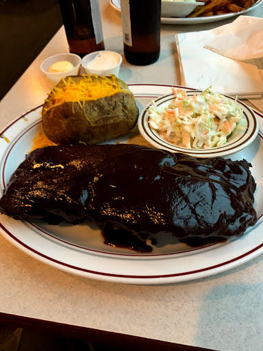 Bar & Grill «Hoosier Bar & Grill», reviews and photos, 4645 W Richland Plaza Dr, Bloomington, IN 47404, USA