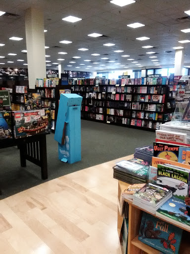 Book Store «Barnes & Noble Booksellers Happy Valley», reviews and photos, 2501 W Happy Valley Rd, Phoenix, AZ 85085, USA