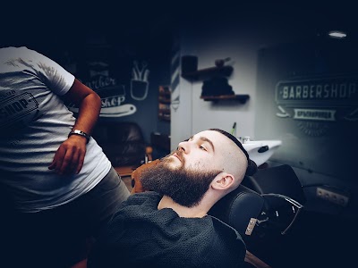 Photos of Gentlemen's Club Barbershop