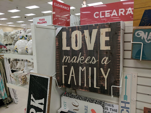 Department Store «T.J. Maxx», reviews and photos, 55 Commerce Way, Seekonk, MA 02771, USA