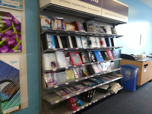 Print Shop «FedEx Office Print & Ship Center», reviews and photos, 43215 Grand River Ave a, Novi, MI 48375, USA
