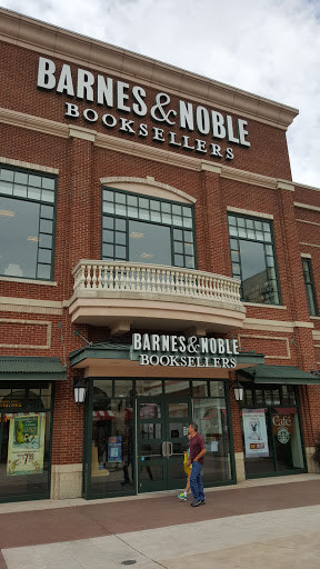 Book Store «Barnes & Noble», reviews and photos, 1 Levee Way, Newport, KY 41071, USA