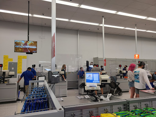 Sporting Goods Store «Academy Sports + Outdoors», reviews and photos, 1414 N Loop 336 W, Conroe, TX 77304, USA