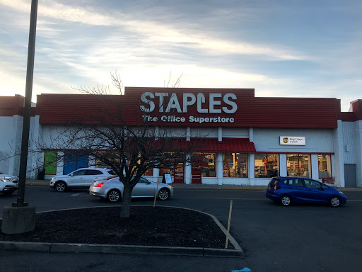 Office Supply Store «Staples», reviews and photos, 545 US-46, Totowa, NJ 07511, USA