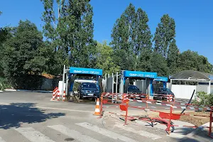 E-Leclerc service station in Grasse image