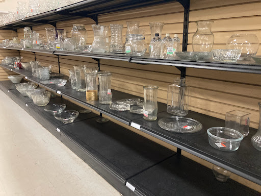 Thrift Store «Amvets Thrift Stores», reviews and photos, 109 S Seven Oaks Dr, Knoxville, TN 37922, USA