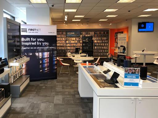 Cell Phone Store «AT&T», reviews and photos, 497 High St, Somersworth, NH 03878, USA
