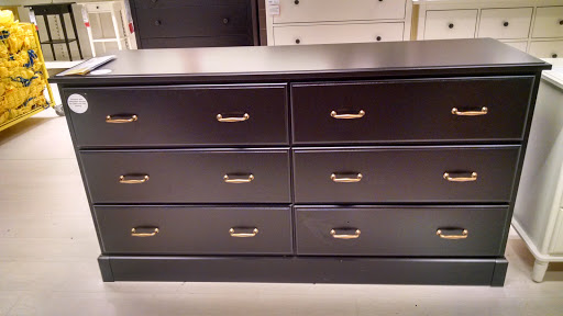Stores to buy custom-made chests of drawers Orlando