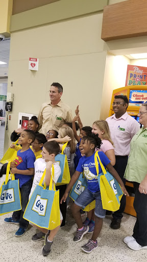 Shopping Mall «Five Forks Corners Shopping Center», reviews and photos, 4045 Five Forks Trickum Rd SW, Lilburn, GA 30047, USA