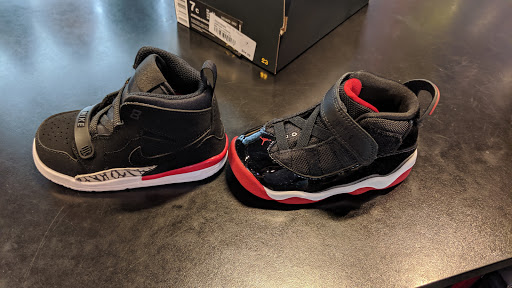 Shoe Store «Sole Street Shoes», reviews and photos, 716 16th St # 1, Denver, CO 80202, USA