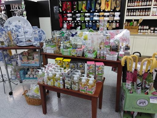 Grocery Store «Rice Epicurean Markets», reviews and photos, 2020 Fountain View Dr, Houston, TX 77057, USA