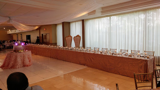 Country Club «Avon Oaks Country Club», reviews and photos, 32300 Detroit Rd, Avon, OH 44011, USA