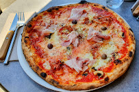 Pizza du Restaurant italien Mille Grazie à Paris - n°17