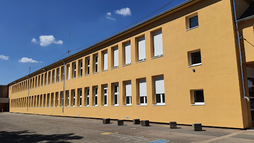 Groupe scolaire Ill Au Rhin à Gambsheim, Bas-Rhin