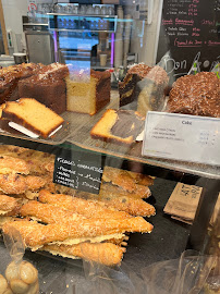 Vitrine du Restaurant Artisan Boulanger 