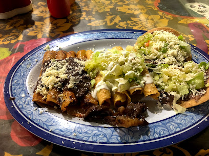 Cenaduria El Papi - Miguel Hidalgo, Zona Centro, 79930 Axtla de Terrazas, S.L.P., Mexico