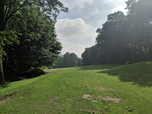 Golf Course «Apple Mountain Golf & CC», reviews and photos, 369 Hazen Oxford Rd, Belvidere, NJ 07823, USA