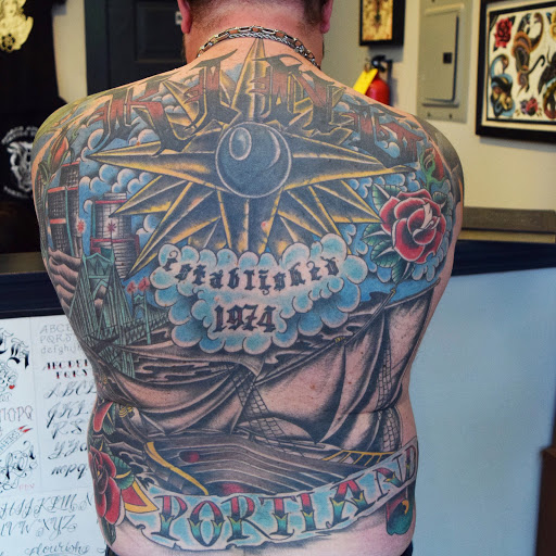 Tattoo Shop «Freaks and Geeks Tattoo Studio», reviews and photos, 5014 NE 24th Ave, Portland, OR 97211, USA