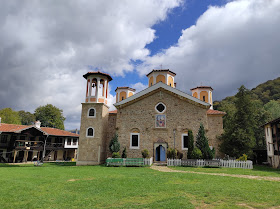 Етрополският манастир „Света Троица”