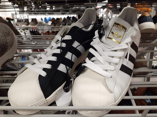 Clothing Store «Burlington Coat Factory», reviews and photos, 9175 E Stockton Blvd, Elk Grove, CA 95624, USA