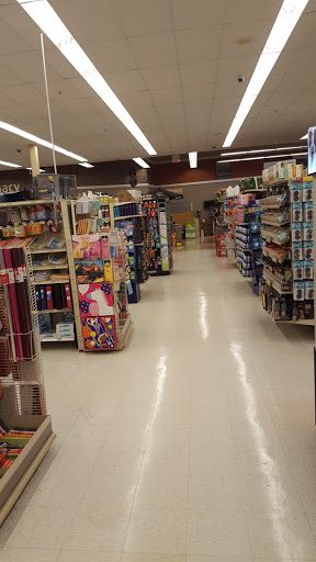 Grocery Store «Jewel-Osco», reviews and photos, 885 E Belvidere Rd, Grayslake, IL 60030, USA