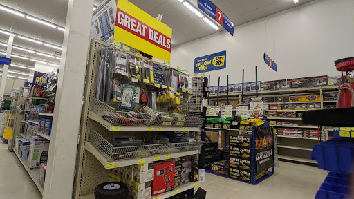 Hardware Store «Harbor Freight Tools», reviews and photos, 6808 W Greenfield Ave, West Allis, WI 53214, USA
