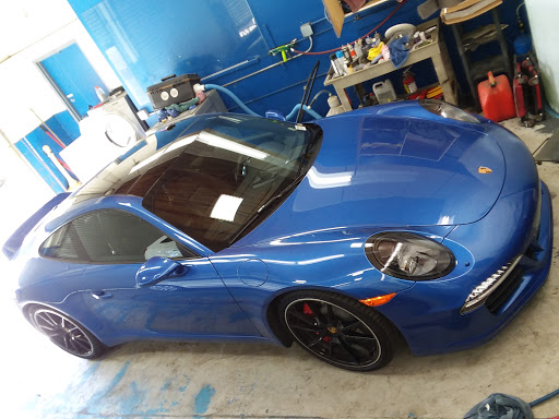 Auto Body Shop «Detail Shop», reviews and photos, 57 Taylor Ct, Thousand Oaks, CA 91360, USA