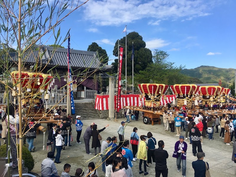 亀岡八幡神社