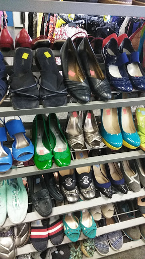 Thrift Store «Goodwill», reviews and photos